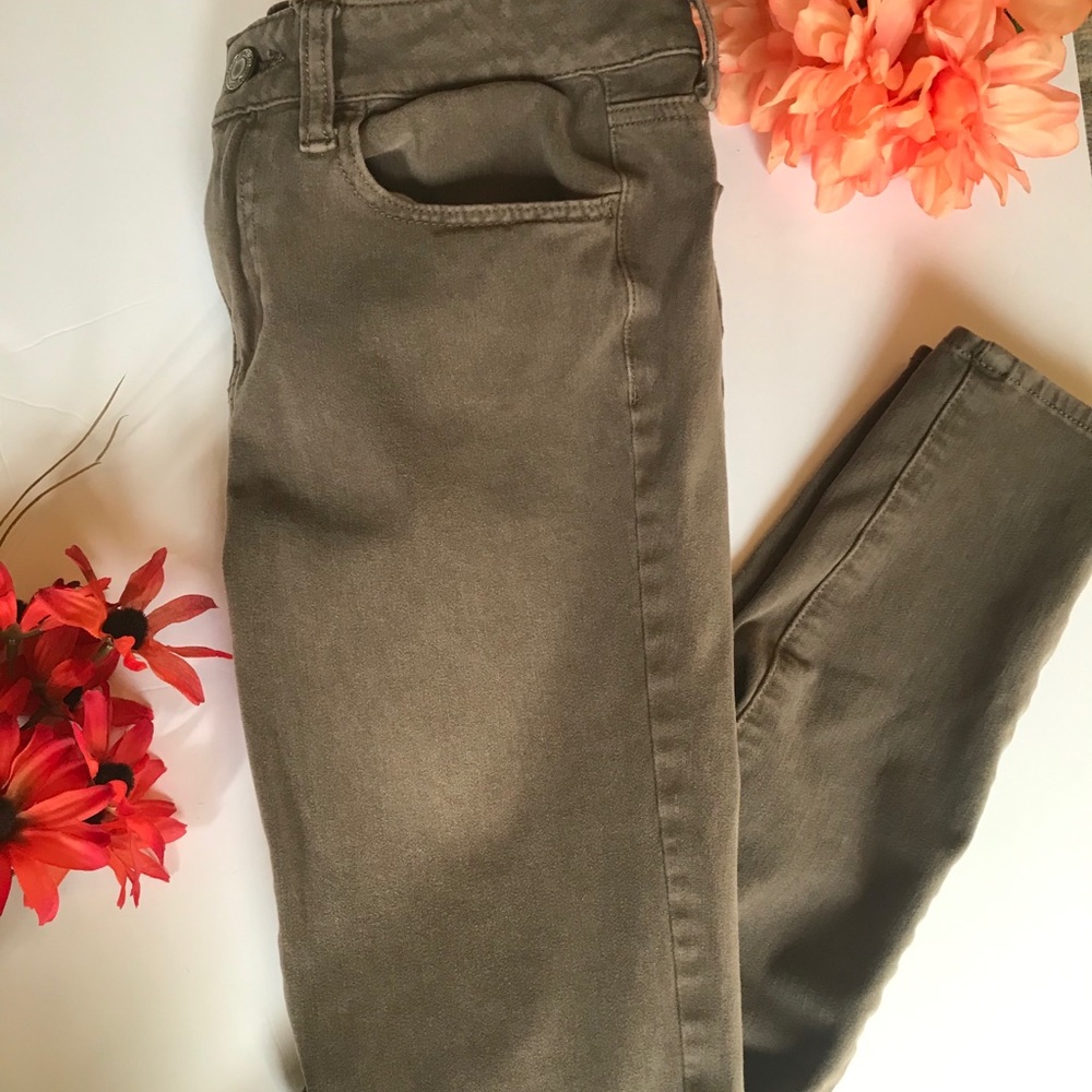 American Eagle 360• Super Stretch Jeans